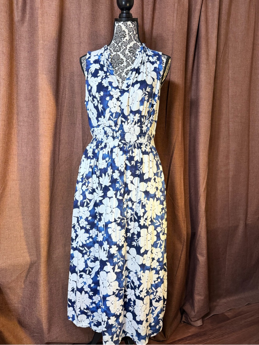 GAP Navy & White Tropical Floral Sleeveless V-neck Flowy Maxi Beach Dress size L